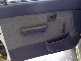 1998 TOYOTA TACOMA, WHITE, STD CAB, 2.4L, AT, 2WD,  Z25075